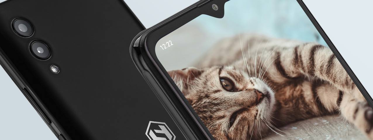 Смартфон Highscreen HS 13 middle 